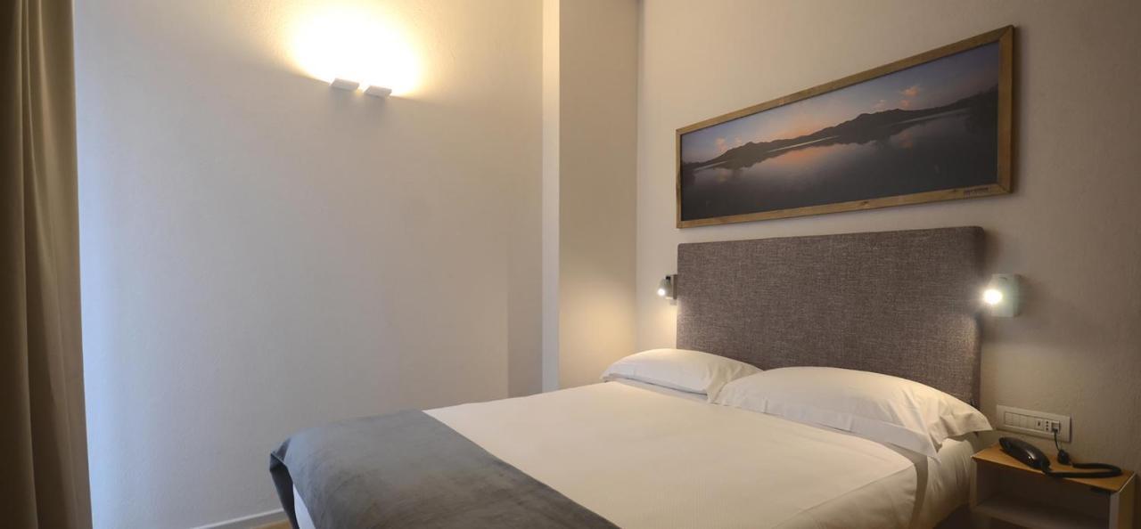 Albergo Centrale لاميزيا تيرمي المظهر الخارجي الصورة
